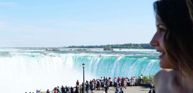 Toronto: Splendours of Niagara Falls Small Group Tour w/Boat - The Benefits of a Small Group Experience