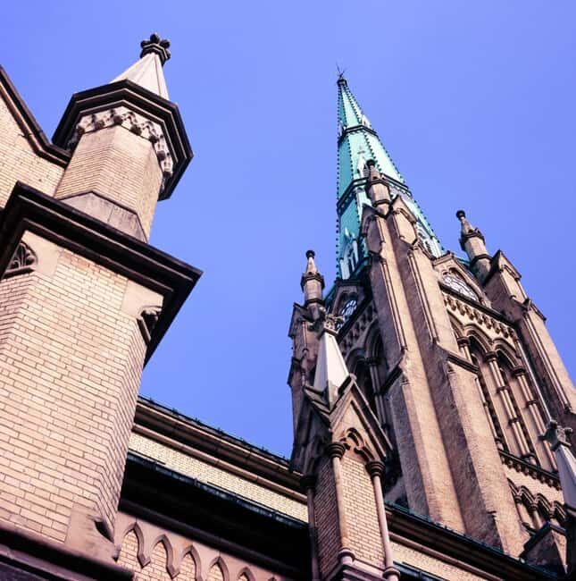 Torontos Holiday Magic: A Christmas Private Walking Tour - What’s Included and What to Expect