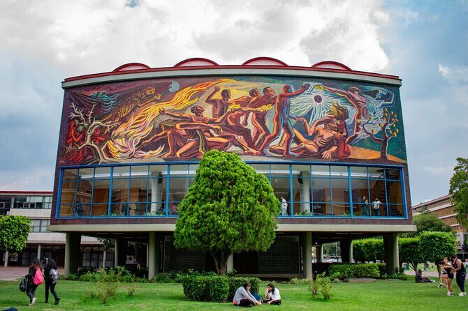 Tour of Xochimilco and Coyoacán, leaving from Mexico City - Practical Details and Value