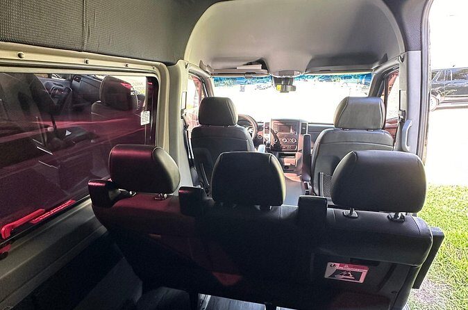 Transfer: Lake Buena Vista Hotels To/From Orlando Airport - Why This Transfer Service Stands Out