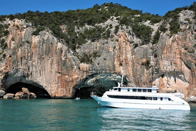 Transfer to the Bue Marino Caves and Cala Luna - Who Should Consider This Tour?