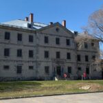 Trois-Rivières Self-Guided Walking Tour and Scavenger Hunt - Practical Considerations