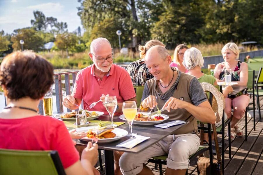 Tulln: DIE GARTEN TULLN Entry Ticket and Audio Guide - Additional Activities: Canoes, Pedal Boats, and Dining