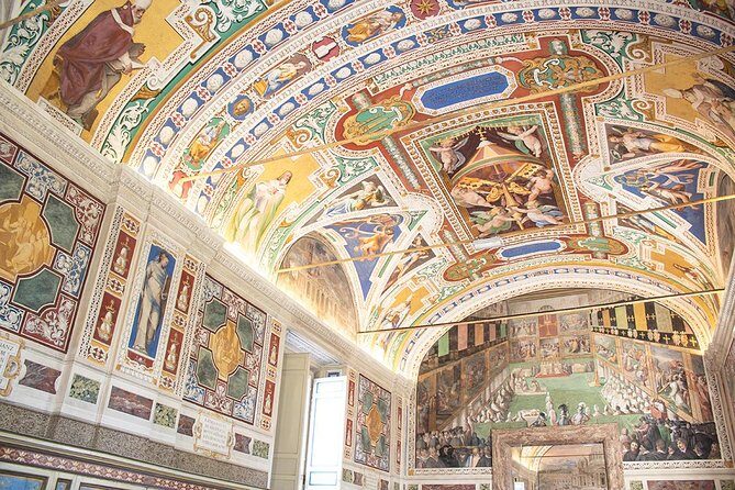 Vatican Tour with Michelangelo's Sistine Chapel & Fast-Access - What Makes This Tour Special?