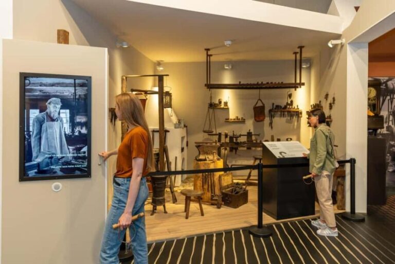 Velbert: Combo ticket for the German Castle and Fittings Museum - Who Would Love This Tour?