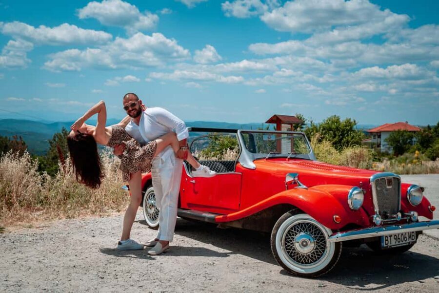 Veliko Tarnovo: Vintage Car Tour with Guide - What to Expect During the Tour