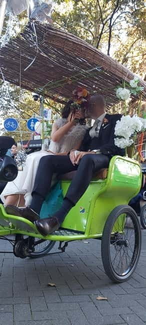 Veloloco Rickshaw Tour Cologne Sightseeing Wedding Brewery Birthdays - Exploring Cologne on a Rickshaw: An In-Depth Review