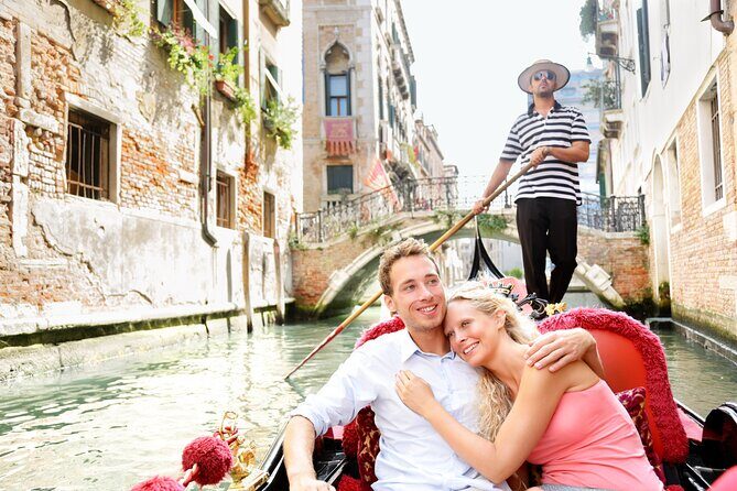 Venice Shared Gondola Ride: 30 Minutes through Grand Canal - Price and Value: Does the Cost Match the Experience?