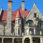 Victoria Private Tour Visiting City and Butchart Gardens - Final Thoughts: Who Is This Tour For?