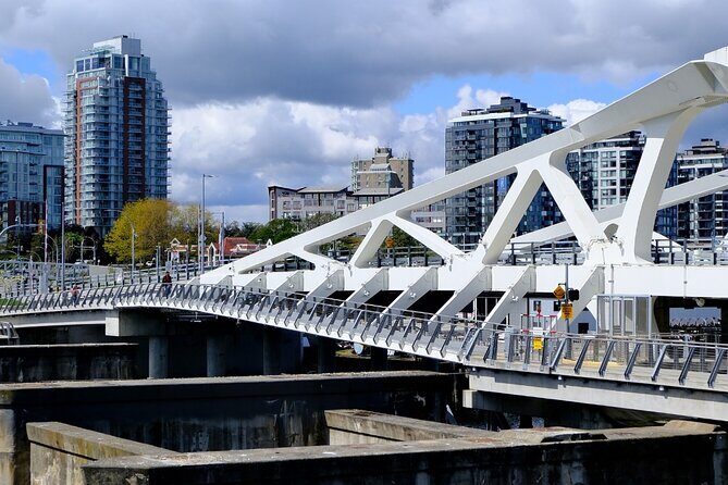 Victoria Seaside Splendors Trail Walking Tour - Who Is This Tour Best For?