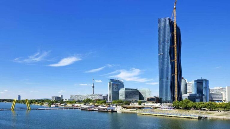 Vienna: 2-hour Danube Panorama Tour - Who Should Consider This Tour?