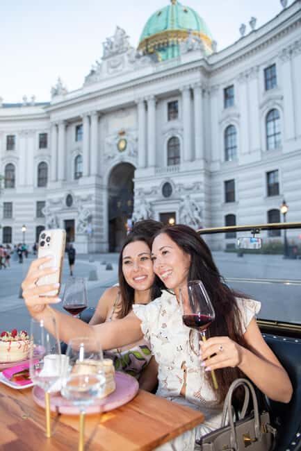 Vienna Candlelight Dinner Experience in a Classic Oldtimer - What Makes This Experience Stand Out?