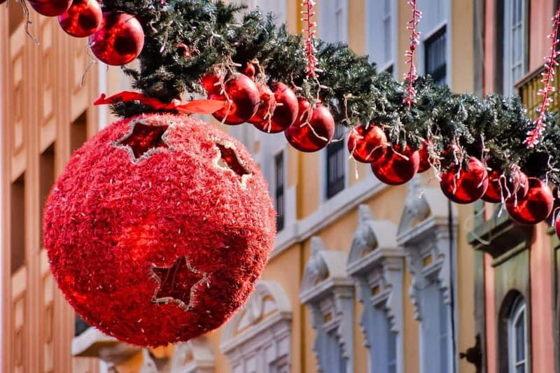 Vienna: Enchanting Christmas Markets Tour with Local Snacks - The Practicalities