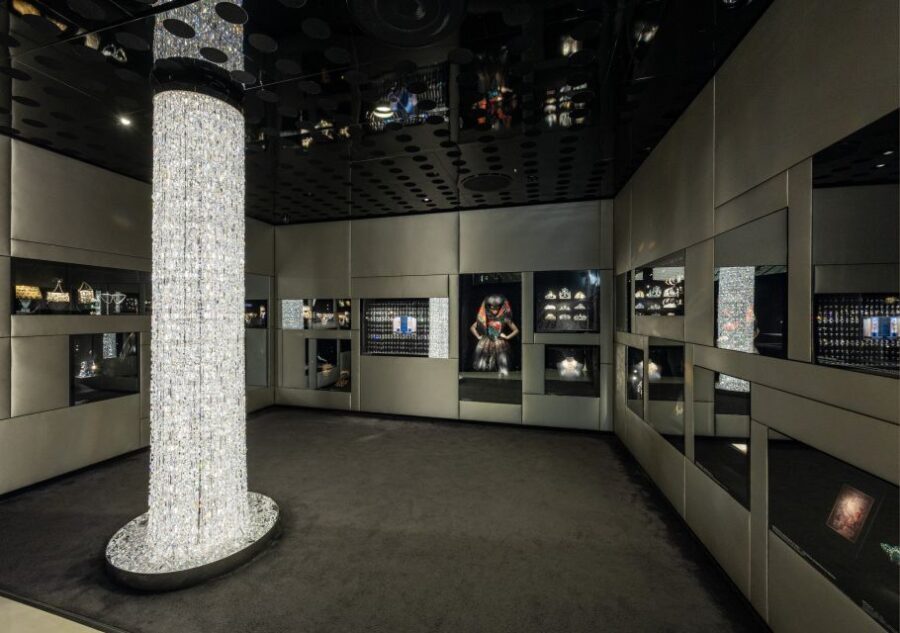 Vienna: Swarovski House Tour with Gift - Exploring the Itinerary: What to Expect