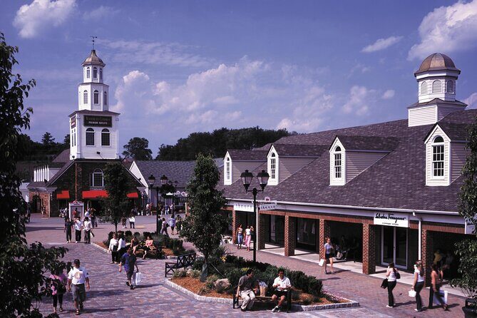 VIP Private Trip to Woodbury Common Premium Outlets - Who Will Love This Tour?