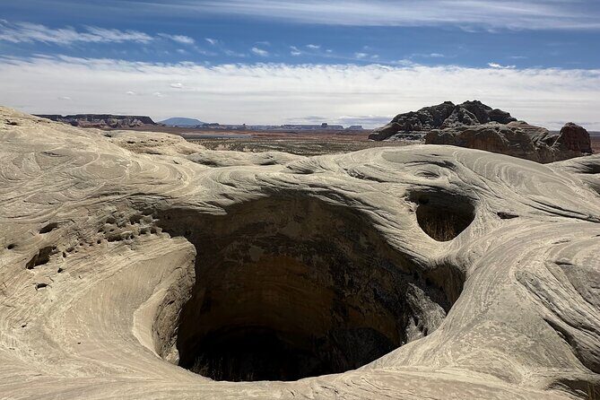 Wahweap Potholes private Kayaking and Hike at Lake Powell - A Closer Look at the Itinerary