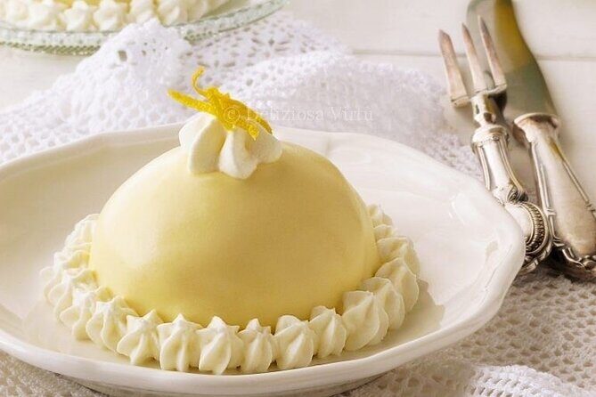 Walk to discover the flavors of Sorrento - The Experience in Detail: A Step-by-Step Breakdown