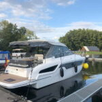 Waren (Müritz): Fun Cruise motor yacht with skipper - 4 hours - Value and Practicality