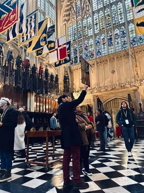 Westminster Abbey Tour with Changing of the Guard and Royal Palaces - Practical Details and What to Expect