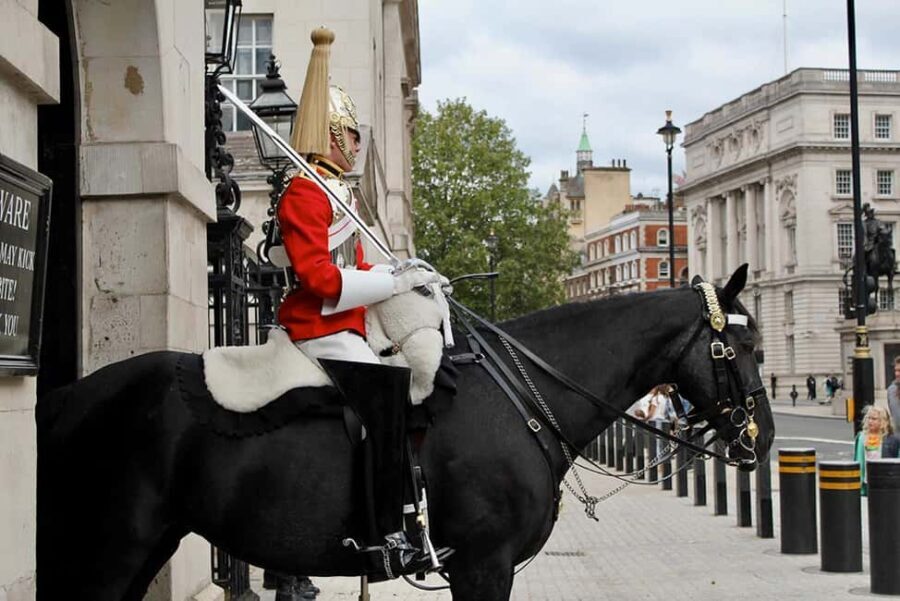 Westminster City Tour with Changing of the Guard - What’s Included & What’s Not
