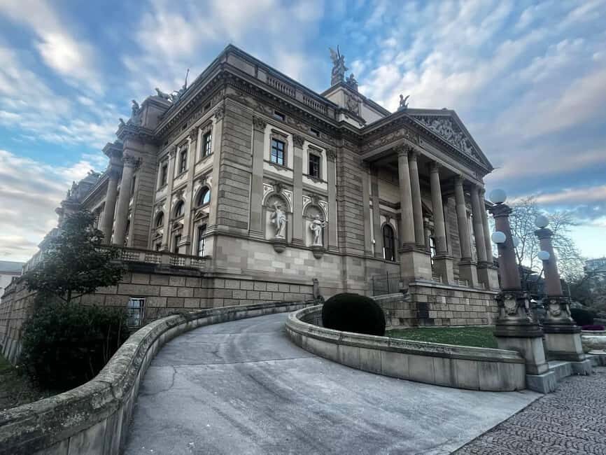 Wiesbaden: Guided City Walking Tour - The Guided Experience