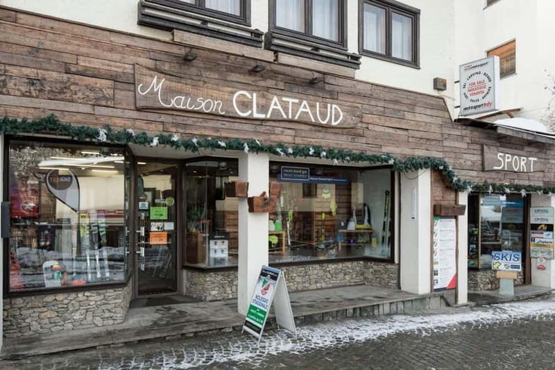 Winter Equipment Rental - Maison Clataud Sestriere "AL BARACHIN" - Additional Services for a Complete Experience