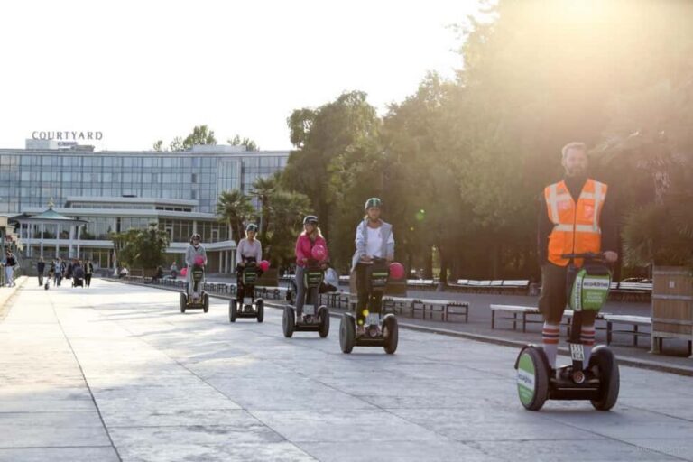 Wolfsburg: Private Segway fun tour Allerpark, Autostadt  3 hours of pure fun - Who Will Love This Tour?