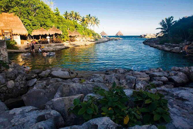 Xcaret Tour Plus with Buffete and Transportation only from Cancun - Who Will Love This Tour?