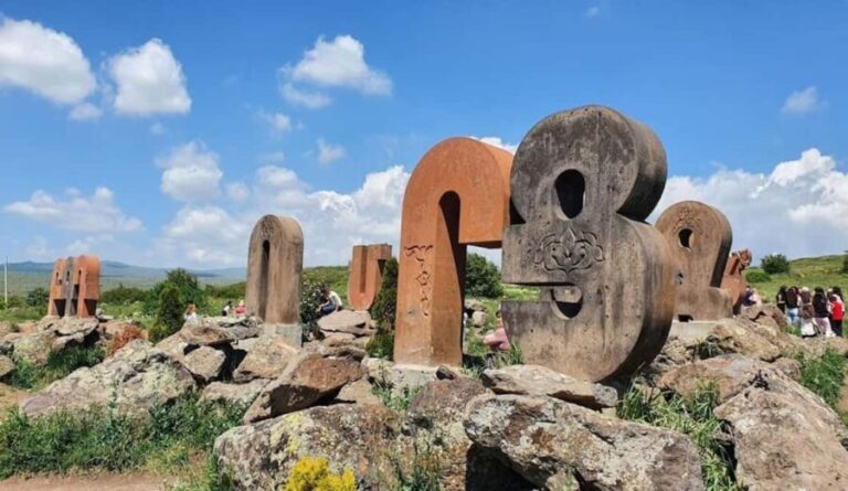 Yerevan: Day Tour to Amberd Fortress, Aragats and Kari Lake - Transport & Organizational Details