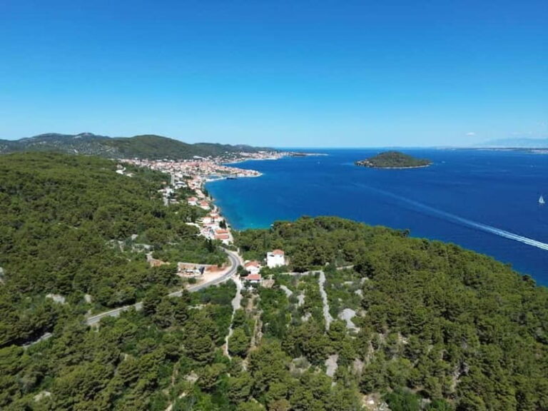 Zadar 3 Islands Speedboat&Luxury Tour with Drinks and Diving - What to Expect: Practical Details