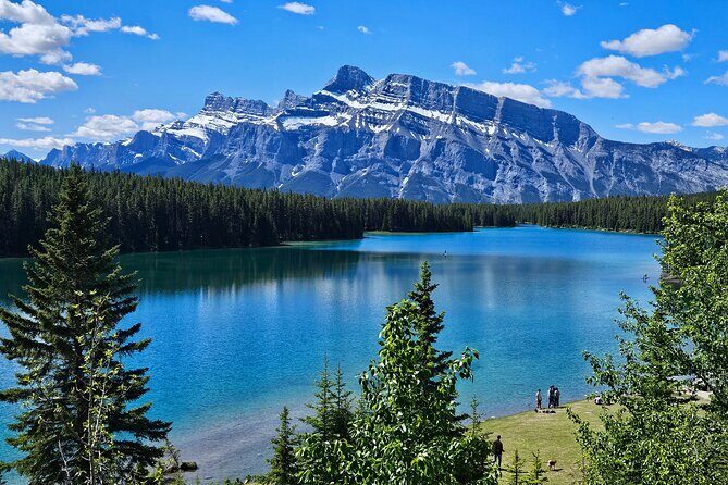 Airport Pickup & Private Tour from Calgary to The Rockies! - Why This Tour Stands Out
