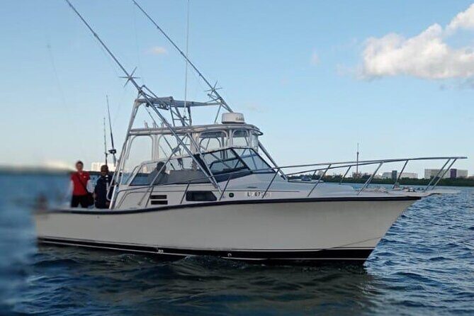 Bertram 35ft boat sport fishing cancun up to 6 passengers - The Sum Up