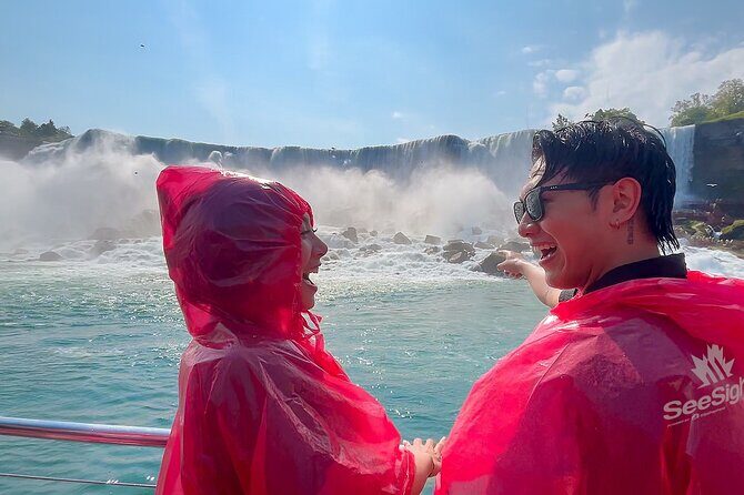 Best of Niagara Falls Canada Tour with Voyage to the Falls Boat - Value for Money
