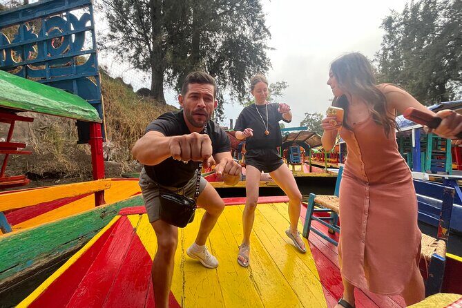 Boat Tour in Mexico City and Live Guide Drinks and Tacos - Who Should Book This Tour?