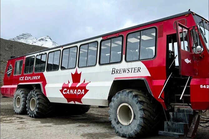 Can/Banff :Columbia Icefield, Crowfoot Glacier and Bow Lake, Tour - Who Will Love This Tour?