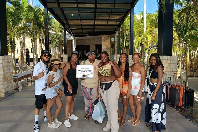 Cancun Private Shopping Tour! City Sightseeing - Who Is This Tour Perfect For?