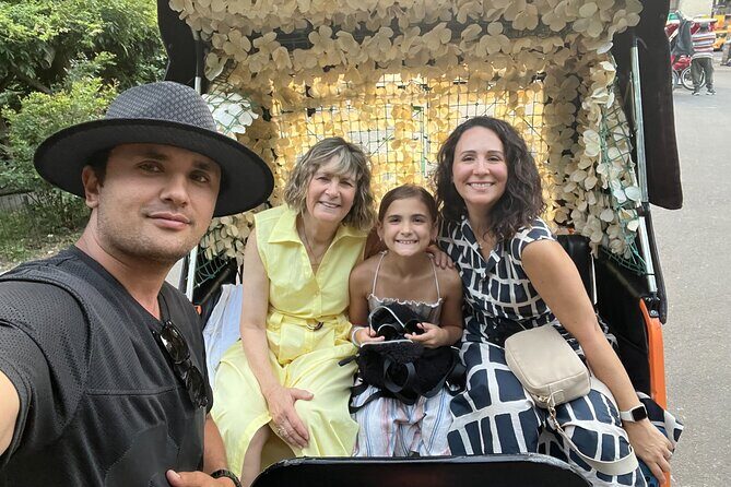 Central Park Pedicab Tour with local Guide - Who Should Consider This Tour?