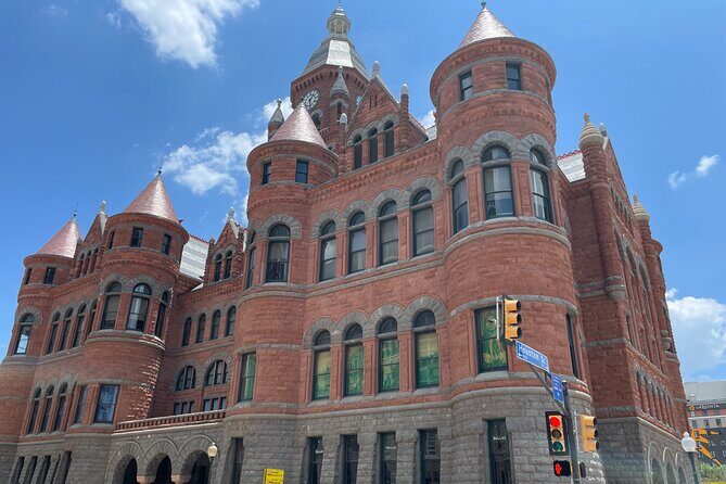 Dallas in Wonderland: A Self-Guided Walking Tour of Dallas - Who Should Consider This Tour?