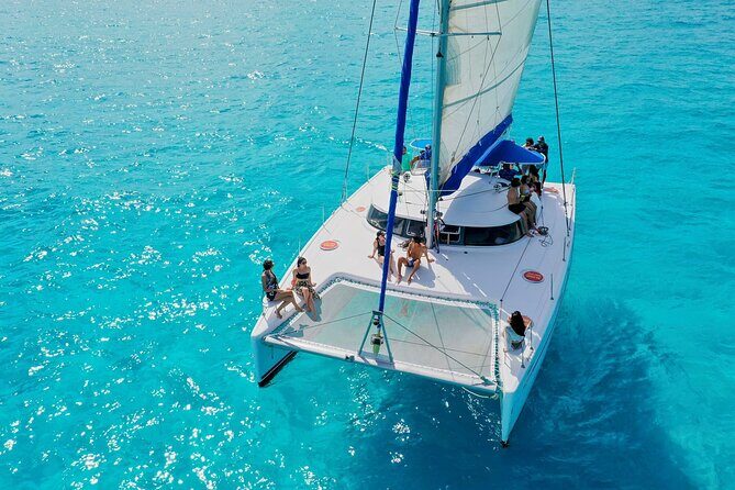 Discover Isla Mujeres: Catamaran, Snorkeling, and "Ice Bar" - An Honest Look at the Itinerary