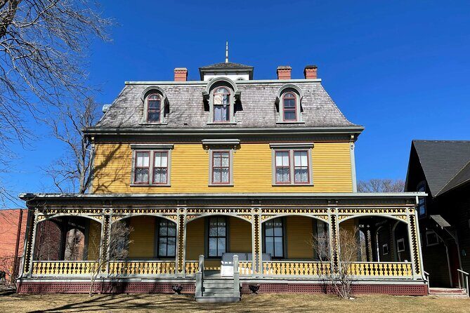 Downtown Charlottetown: A Self-Guided Audio Tour - Detailed Breakdown of the Itinerary