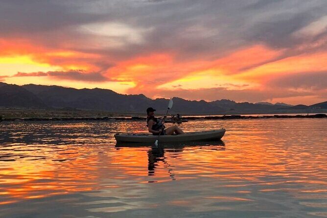 Emerald Cave Sunset Glow Kayak Tour: 3 Caves, Wildlife & Lights - The Sum Up