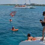 Full-Day Catamaran Tour to Isla Mujeres from Cancun with Lunch - Who Is This Tour Best For?