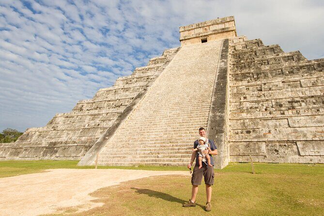 Full-day Chichen Itza journey, with guides + cenote + buffet - Transportation and Group Size
