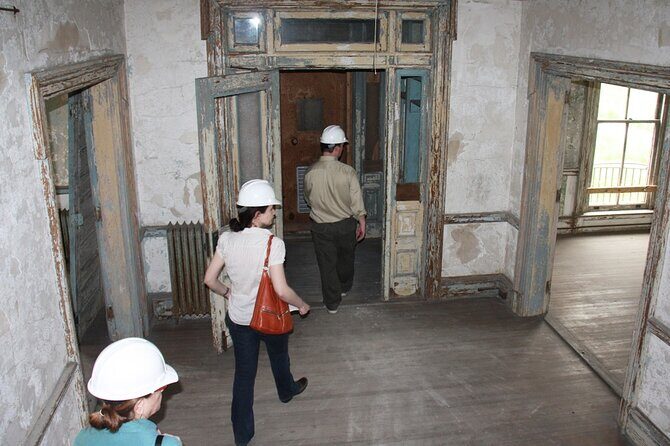 Hard Hat Tour of the Abandoned Ellis Island Hospital Complex - Why You Should Consider This Tour