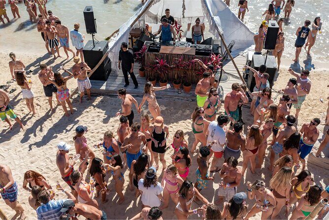 HipHop Catamaran Party from Cancun to Isla Mujeres - What’s Included and What’s Not