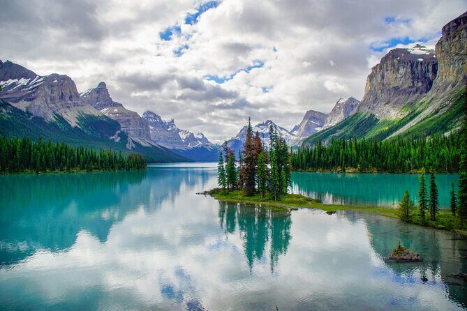 Jasper and Columbia Skywalk Icefield Parkway Private Day Tour - The Sum Up