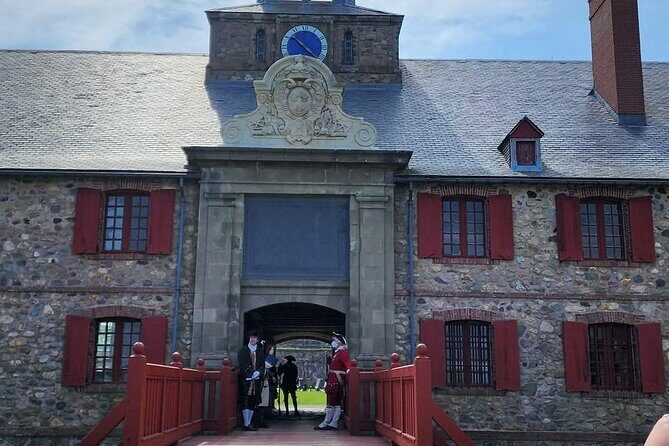 Louisbourg Fortress, Lighthouse and Cliffside Adventure - Who Will Love This Tour?