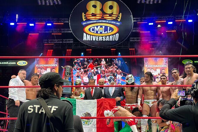 Lucha Libre VIP EN Front Row at Arena México - What Makes This Experience Special?