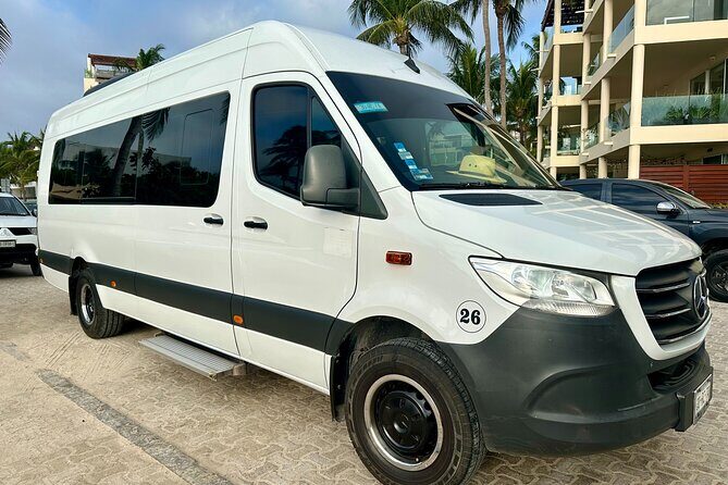 Luxury Airport Transfer: Cancun, Tulum, Playa del Carmen One-Way - Meeting Points and Convenience