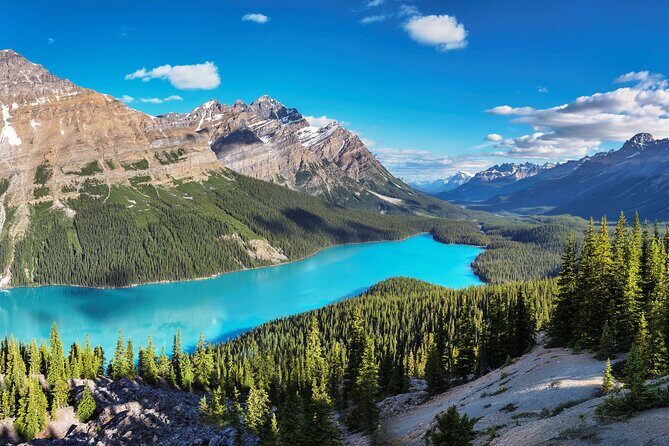 Luxury Private Tour of Lake Louise, Moraine, Peyto and Banff - Morants Curve: Prime Wildlife and Railway Views